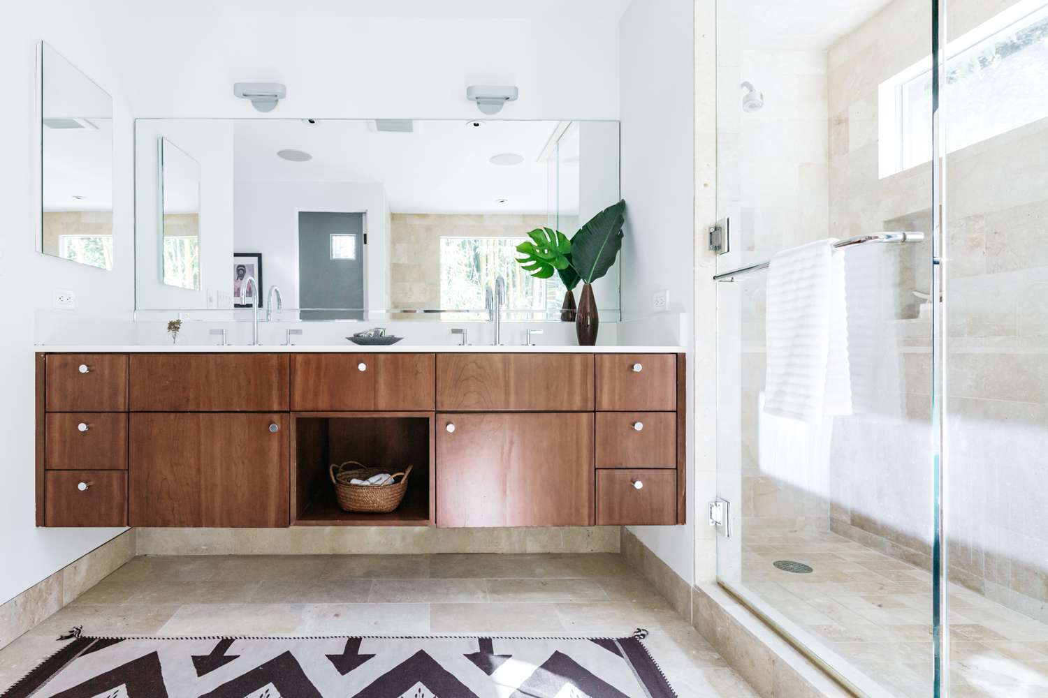 Modern Bathroom Design Inspiration - Tyler Clark Montana Realtor